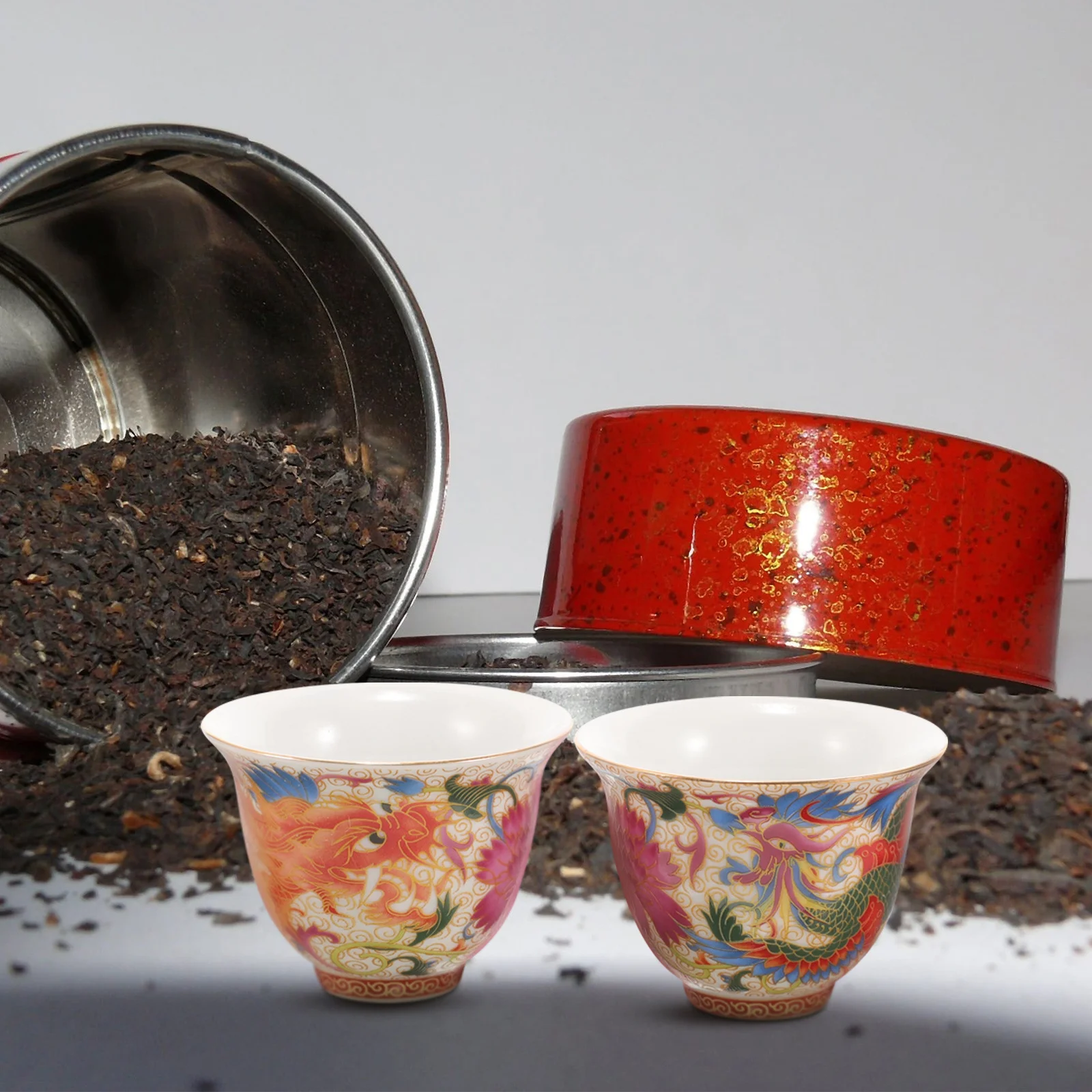

1 Pair Dragon Phoenix Ceramic Tea Cups Enamel Color Small Vintage Chinese Wedding Wine Mugs Kung Fu Teacup Set Asian Drinkware