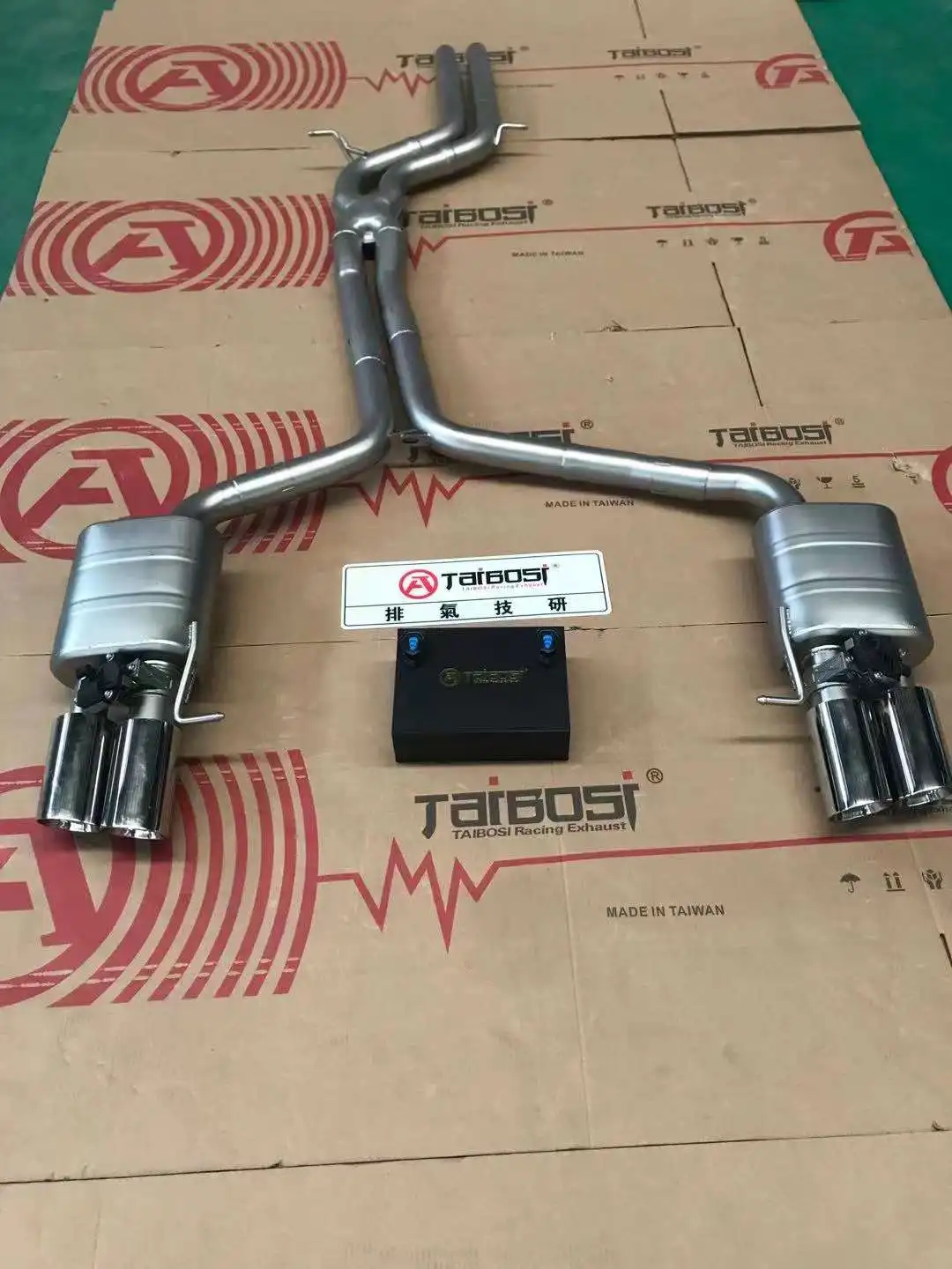 Per Audi S5 B8 2009-2017 3.0T Auto Catback Scarico Downpipe Taibosi Prestazioni Sistema di Scarico Tubo Valvola Elettrica Silenziatore Ritaglio