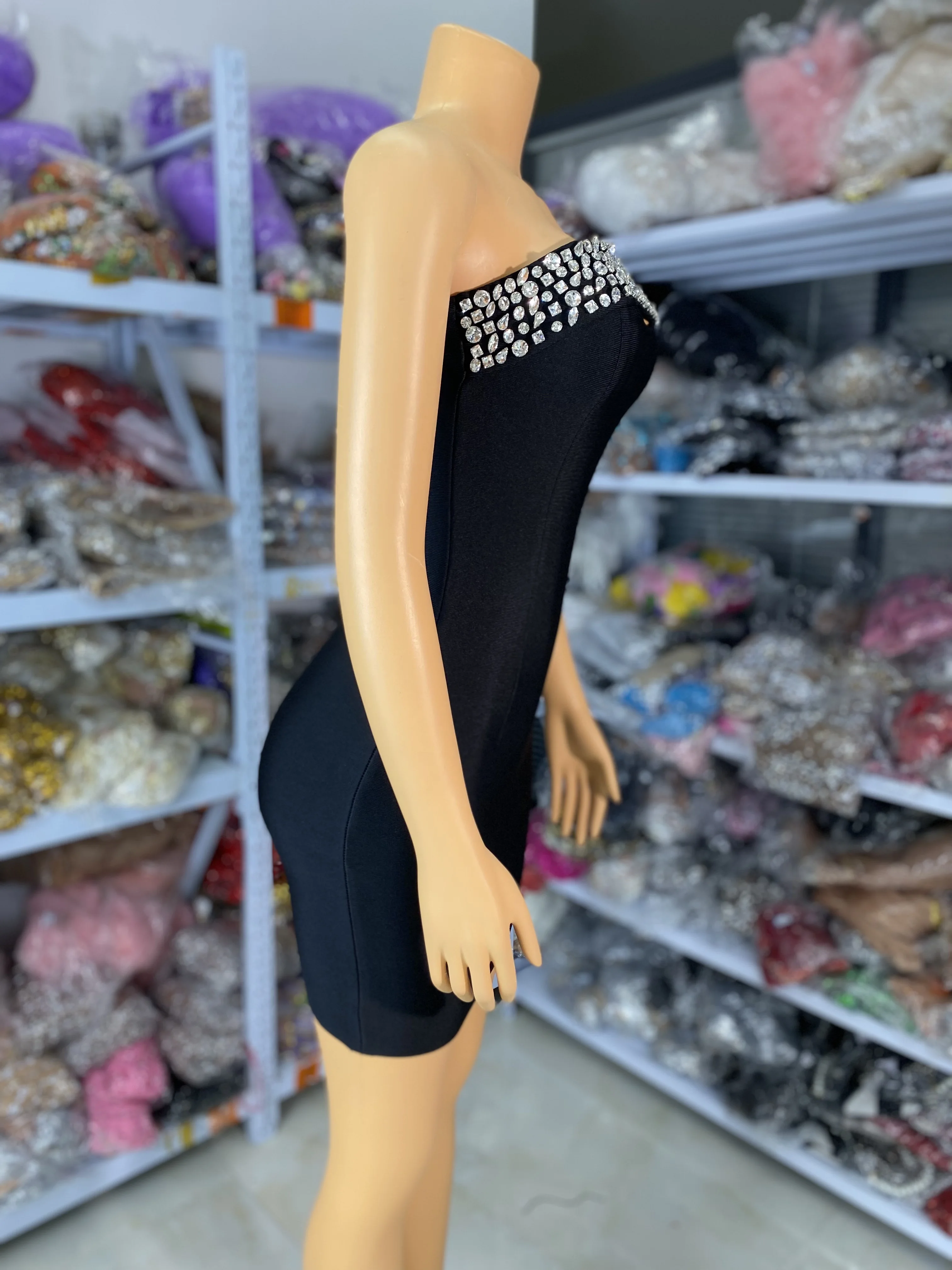 Damska seksowna czarna sukienka bandażowa z dżetami, bez ramiączek, wycięta, obcisła, mini, krótka, wieczorowa, klubowa, na imprezę, wysoka jakość.