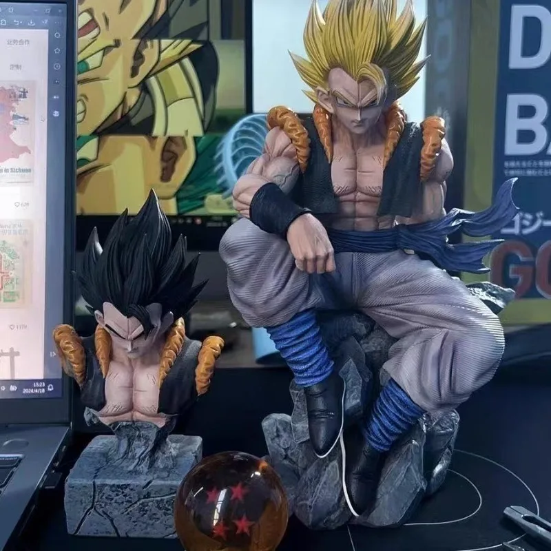 Super Blue Gogeta makes a domineering appearance, perfectly restoring the classic look, a must-have super cool desktop ornament