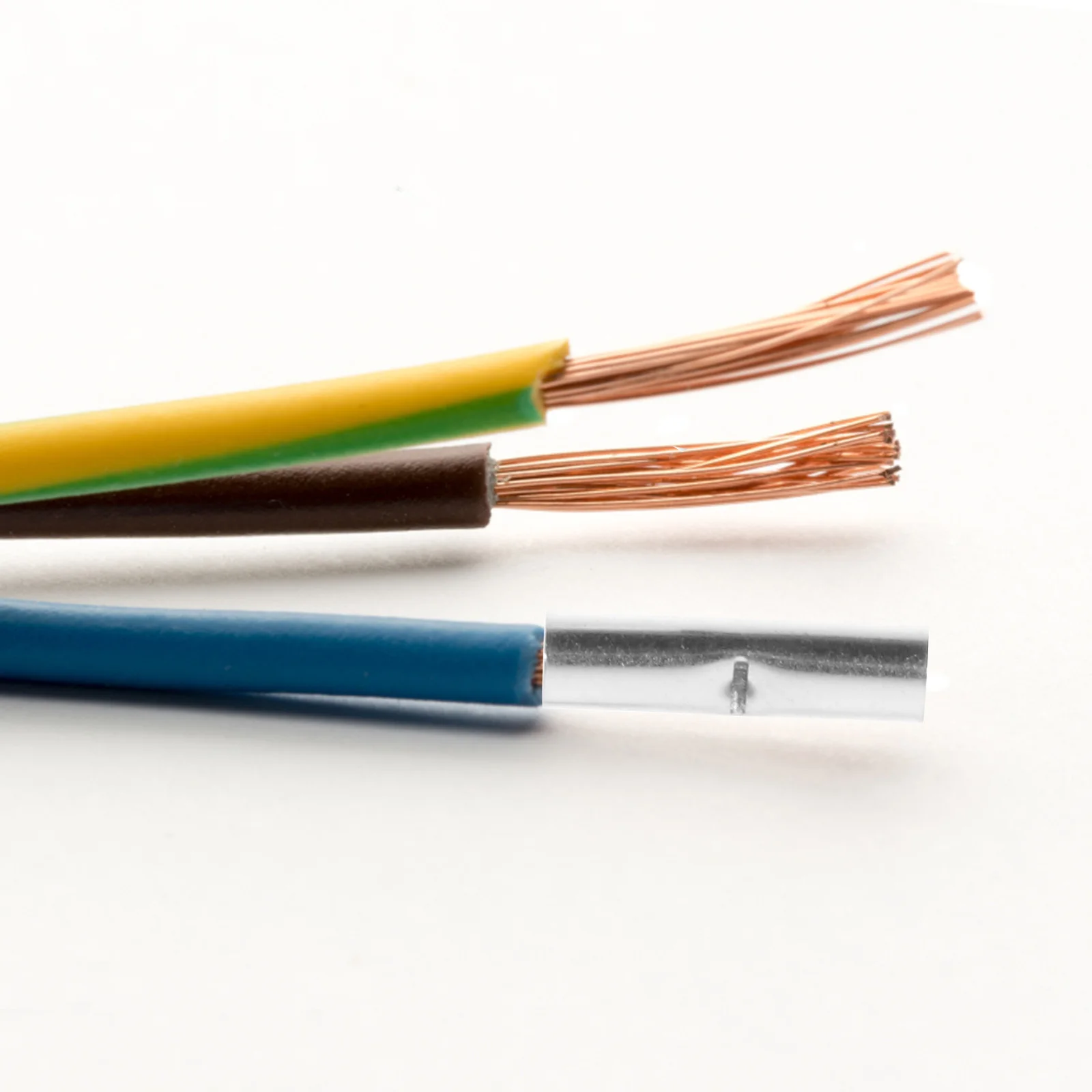 

200Pcs Copper Wire Butt Connectors Kit Non-Insulated Ferrule Terminals Range 22-18awg 16-14awg 12-10awg Automotive Marine