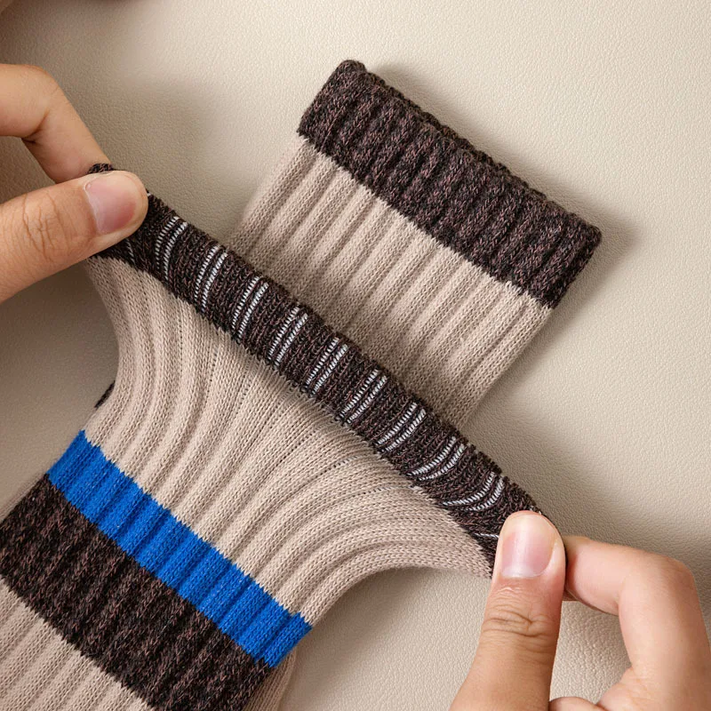 メンズバスケットボールスポーツクルーソックス、吸湿発散性、通気性、コットン、ソフトクッション、バドミントン、秋、冬、パフォーマンス