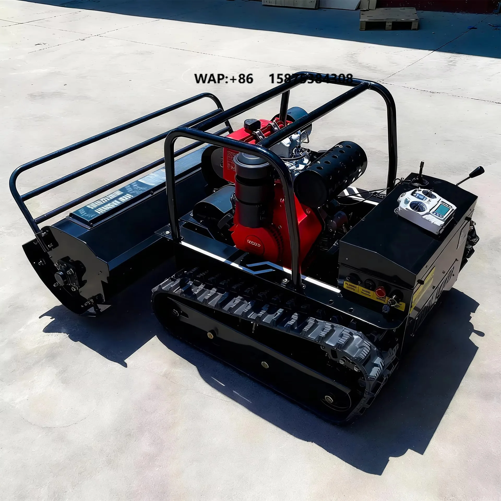 Factory Price Smart 12PS Engine Flail Lawn Mower Crawler Flail Remote Lawn Mower With CE Certificate