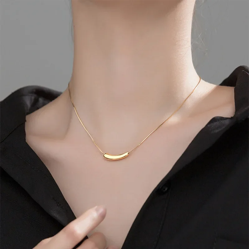 Collar con colgante en forma de arco de marca de lujo para mujer, Collar de novia de acero inoxidable de Color Gola, joyería de fiesta, regalo que no destiñe