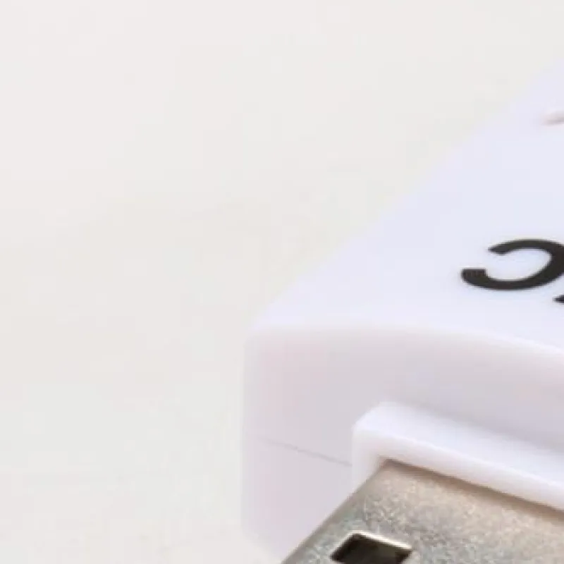 

USB 2.0 DVD Audio Capture Adapter Card USB Audio Video Converter for Windows 2000 XP Vista Win7 8 10