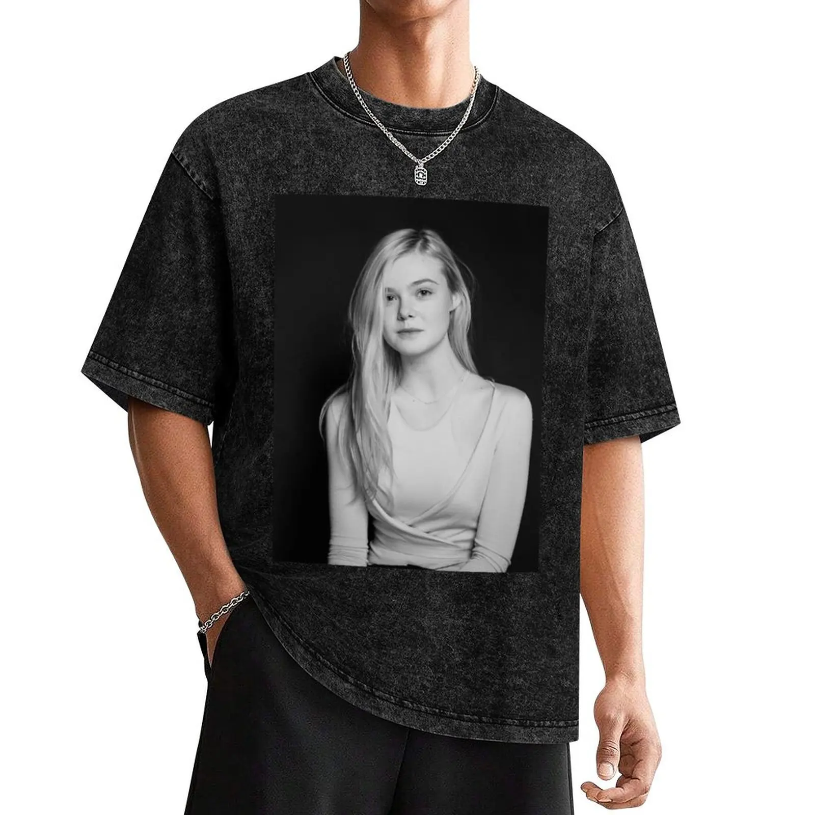 Elle Fanning T-Shirt anime t shirts customizeds mens designer t shirt