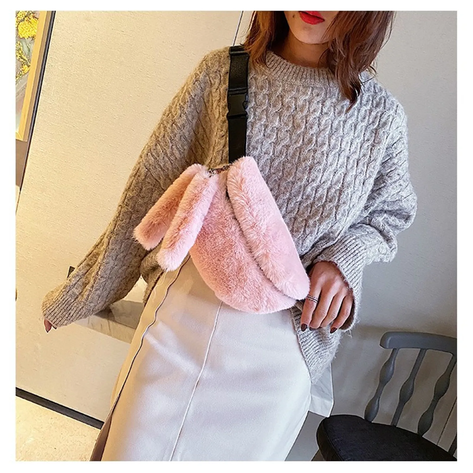 Fluffy Plush Chest Pack Luxury Designer Fluffy Faux Fur Crossbody Bag Half Moon Banana Purses Shoulder Bag Winter Hobos Bag