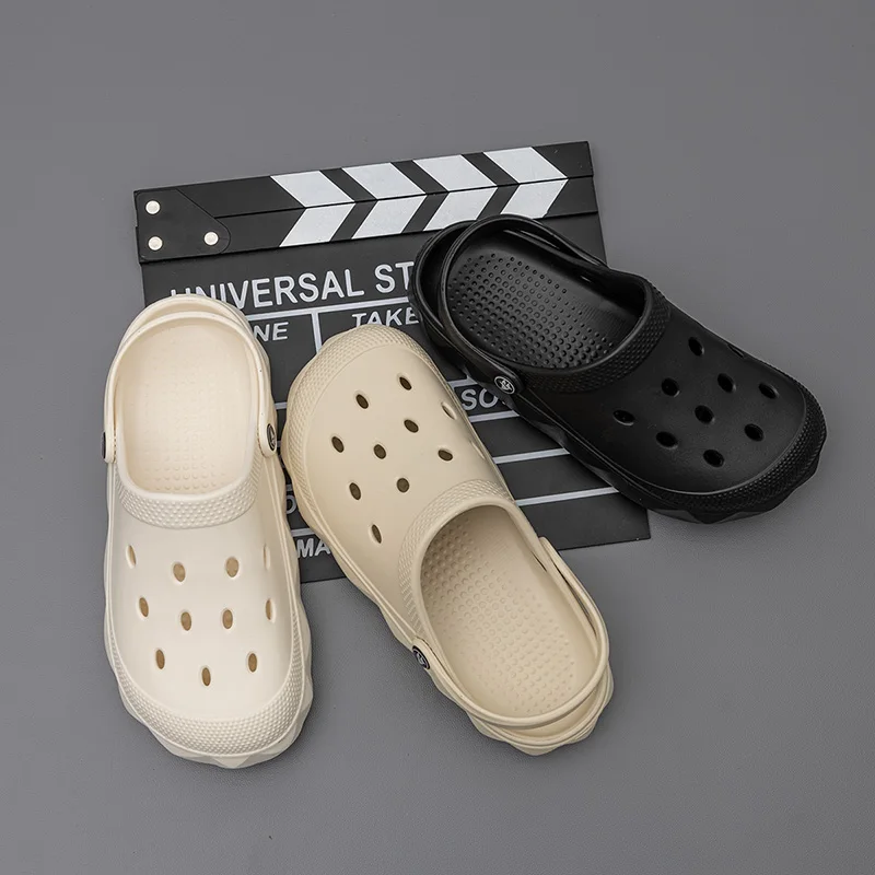 

2025New Comfortable Casual Solid Color Clogs for Men High-Quality Large Size Men's Slippers