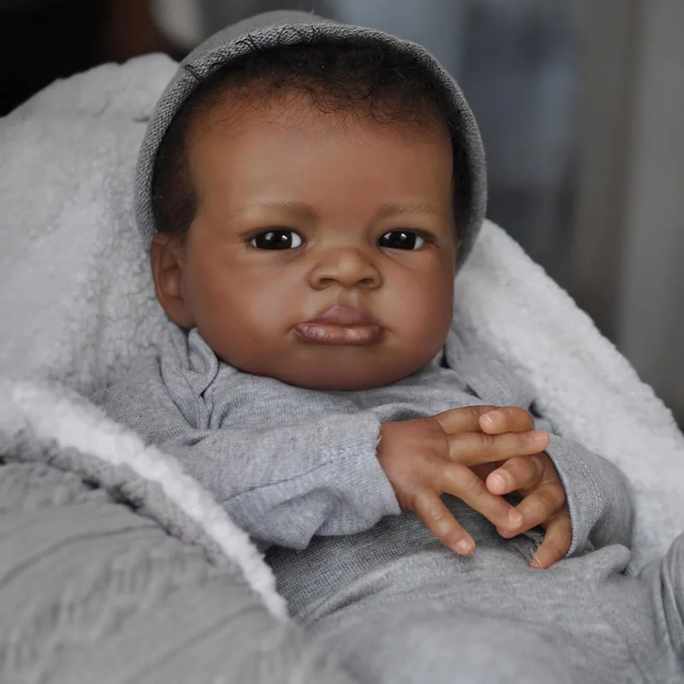 リアルな赤ちゃん人形 黒人男の子 50cm リボーンドール シリコン