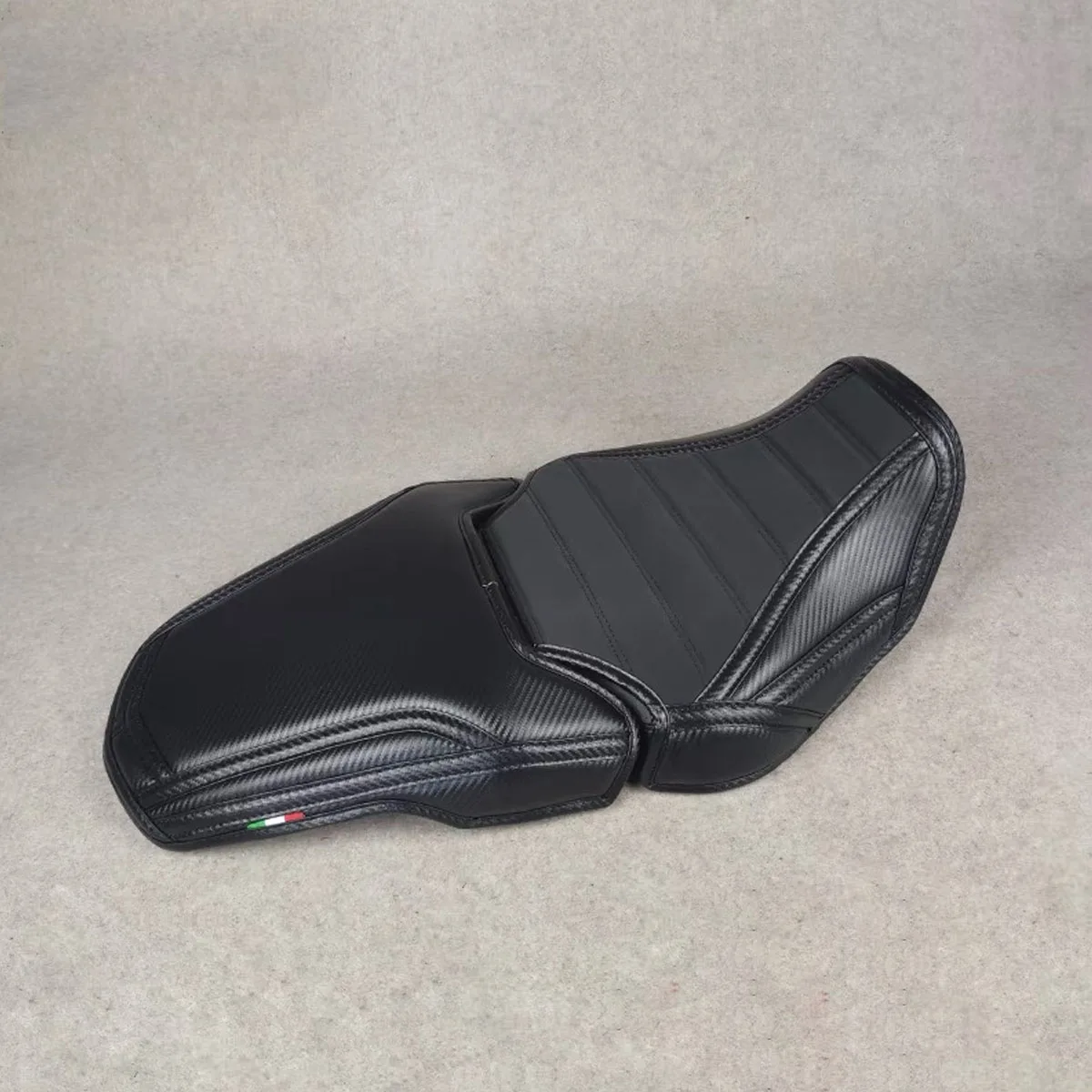 

Imitation carbon Sponge Refit Cushion Soft Seat Cover Thickening and softening waterproof FOR honda cbr650r cb650r CB 650R