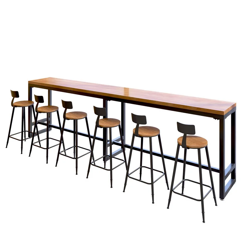 

Кованое железо из массива дерева у стены, высокий стол, бар, кафе, магазин чая с молоком, длинный узкий стол