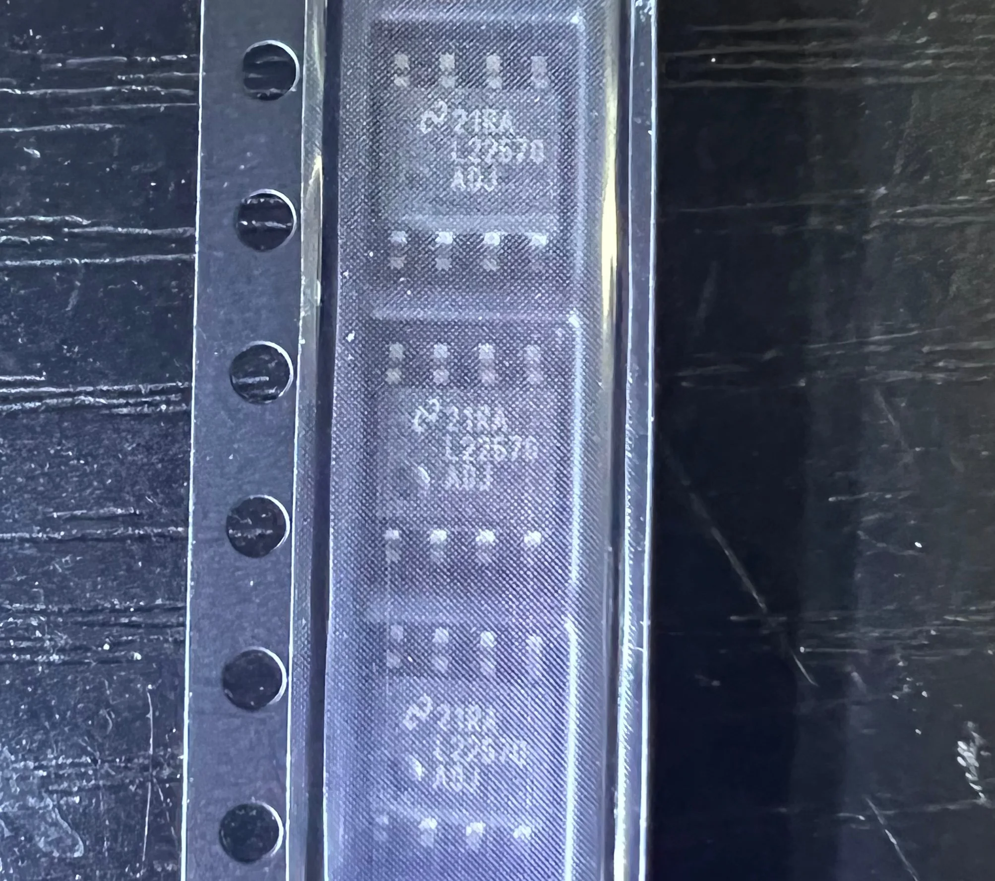 L226l22670adj أصلي ، SOP-8 ، شحن مجاني جديد ، 10-20 في اللوت