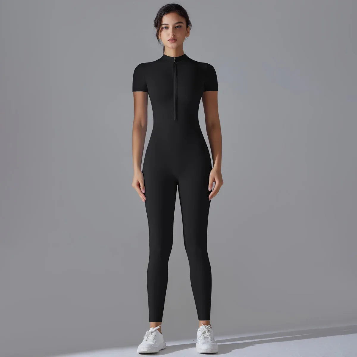 Custom logo  Zipper Short Sleeved Yoga Jumpsuit Quick Drying Breathable Outdoor Sports Tight Jumpsuit Fitness Suit