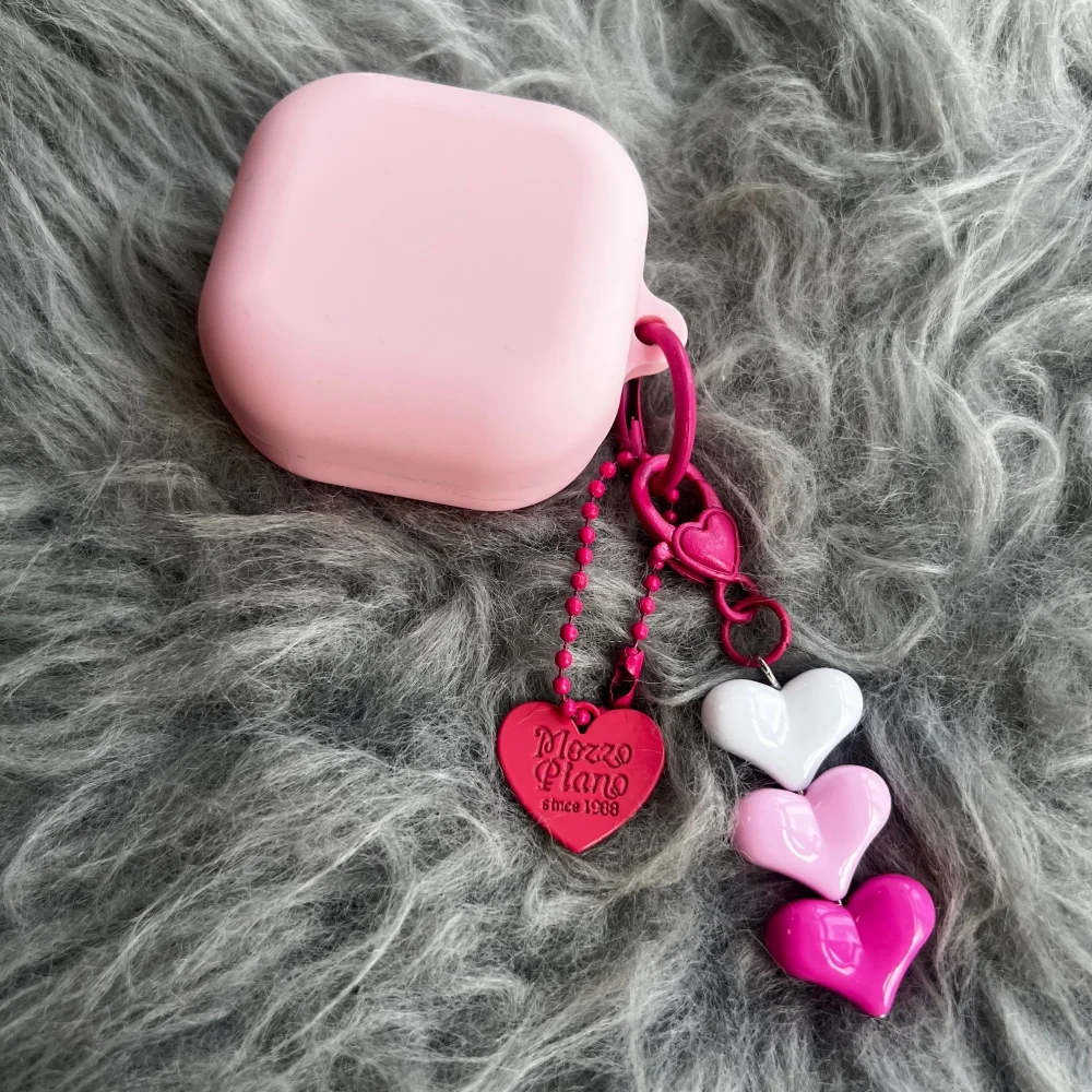 New Solid Color Wireless Bluetooth Earphone Silicone Protective Case Suitable for Samsung Galaxy Buds 4 Buds 4 Pro with Keychain