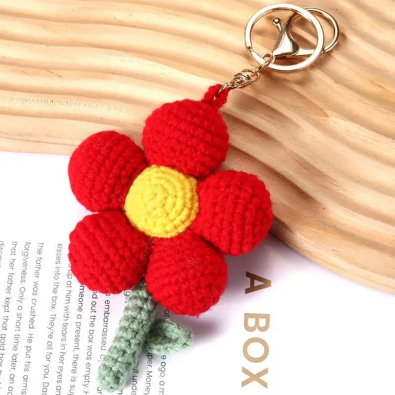Hübscher Häkelblumen-Schlüsselanhänger, handgefertigter Blumenanhänger, kreativer künstlicher Pflanzenanhänger, Geschenk – Detail 4