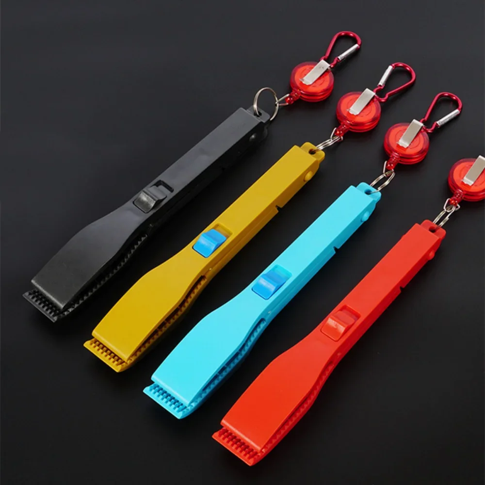 Controlador de mano ABS, Clip de pesca para peces con interruptor de bloqueo, herramienta de aparejos multifuncional, abrazadera de agarre corporal de pesca, pinza