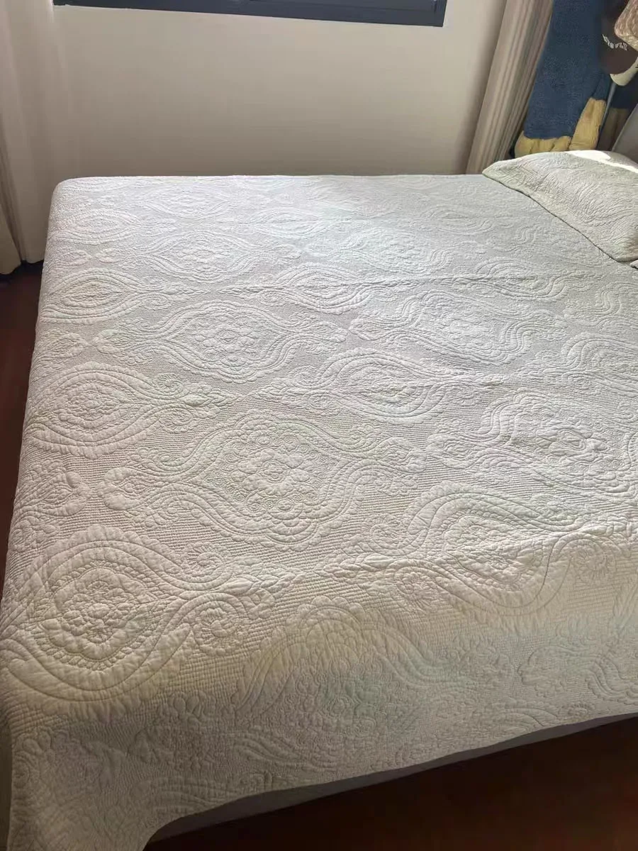 

3PCS Solid Color Embroidered Cotton Bedspread Quilt Set Lightweight Summer Coverlet King Queen Size Quilted Bed Blanket
