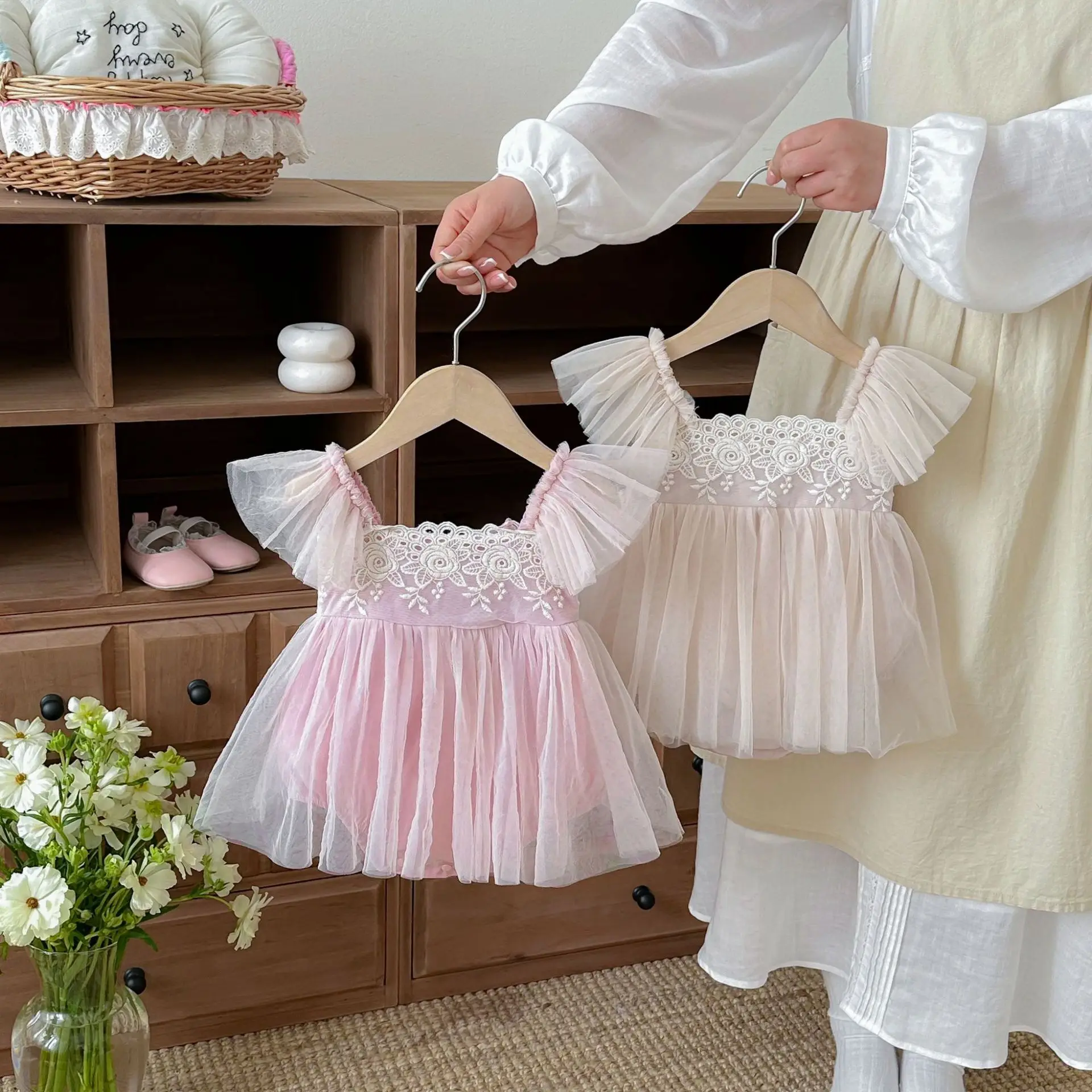 2026 Summer New Baby Girl Cute Flying Sleeve Bodysuit Infant Sweet Embroidery Princess Dress Cotton Toddler Jumpsuit 0-24M
