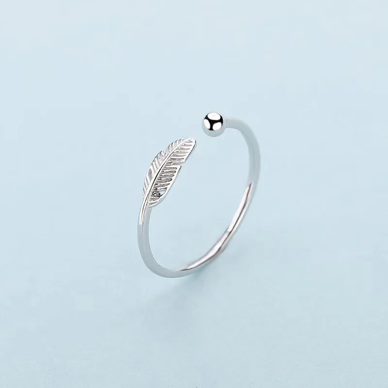 Original Designer Elegant Large Feather Ring Korean Simple Finger Rings for Women Marriage Engagement Jewelry