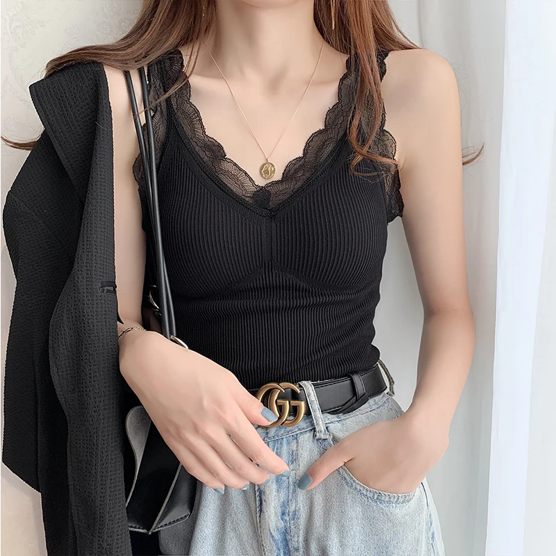 Women's Fleece Lined Thickened Vest Small Strap Thermal Underwear Integrated Bra Base Shirt with Chest Pad Winter Fashion