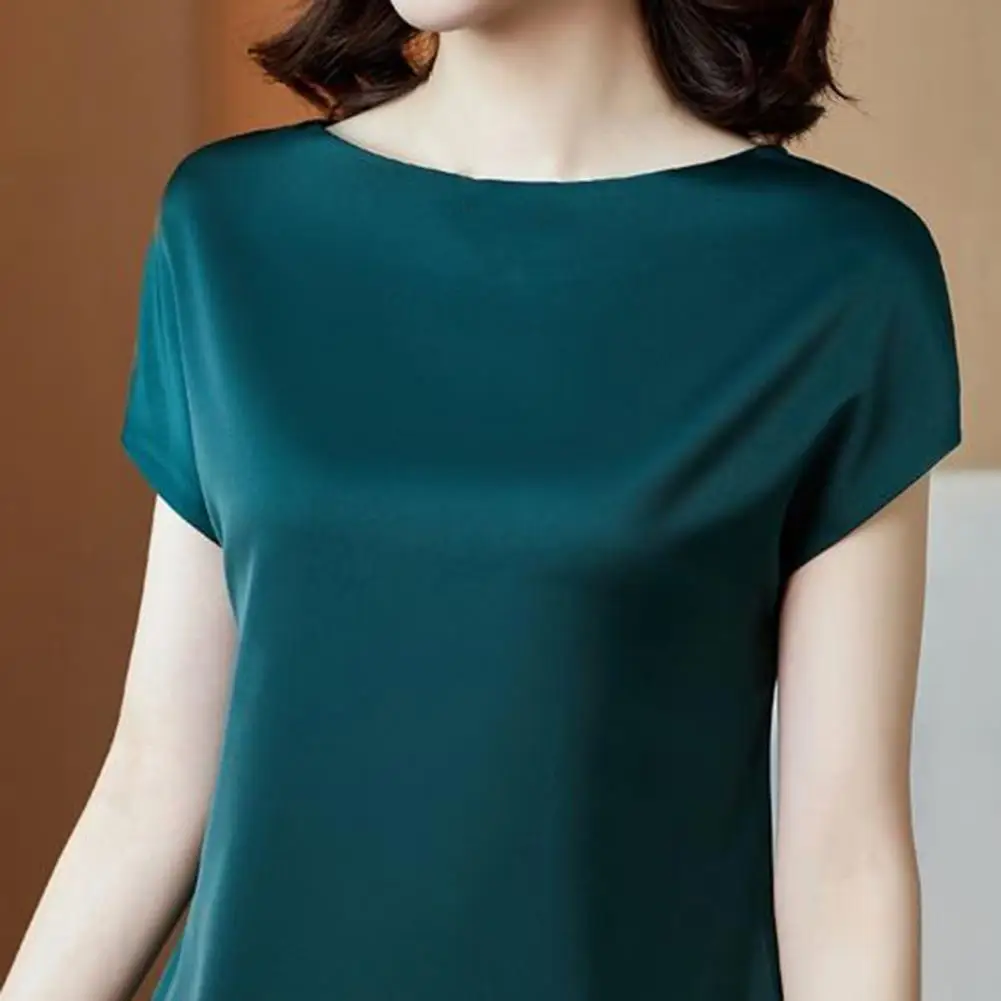 Soft Texture T-shirt Stylish Women's Summer Shirt Round Neck Top Solid Color Loose Fit Pullover Smooth Fabric Workwear for Women