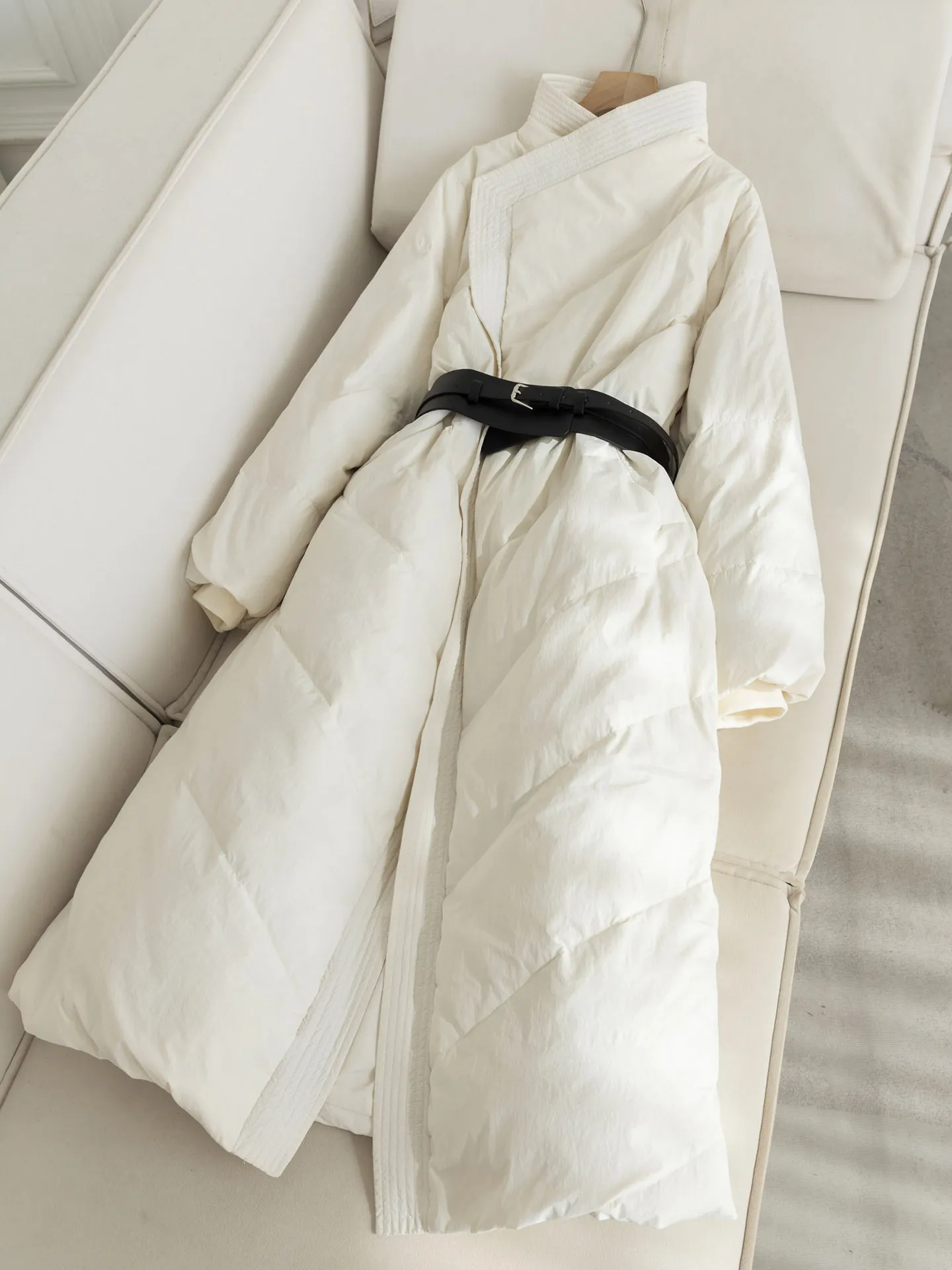 2026 European Winter Women's Down Jacket High Neck Long Fashion Down Jacket