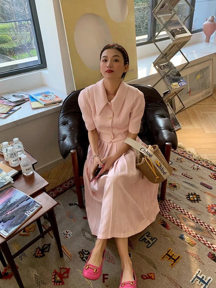 

Розовый комплект ort Sve с цветочным принтом для женщин 2024, весенняя юбка из смеси полиэстера и комплект Jaet, подходит для детей 25–35 лет