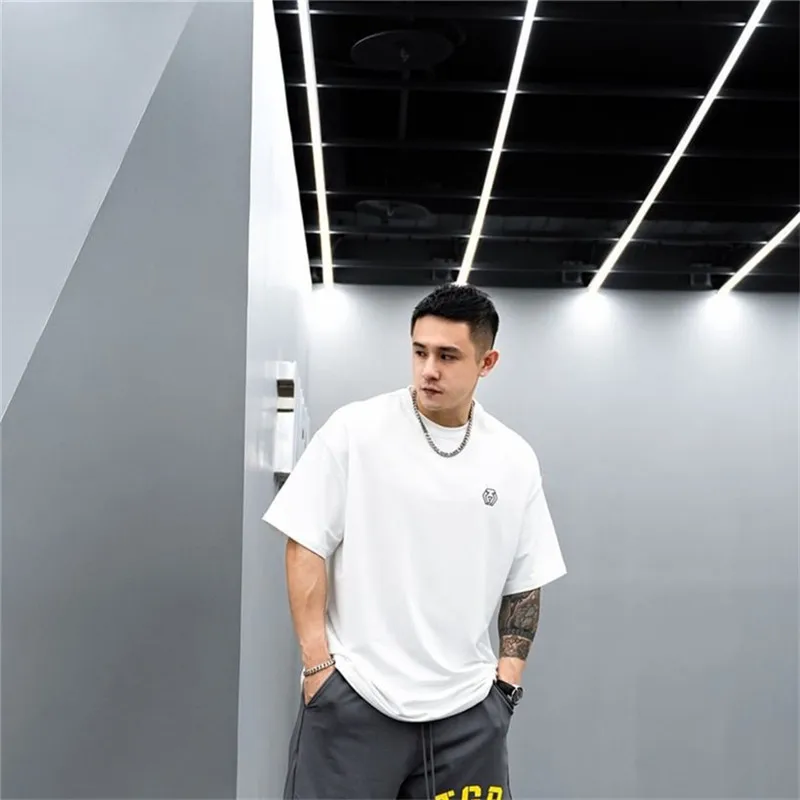 

Summer New Mens Oversized Fit Short Sleeve T-shirt With Dropped Shoulder Loose Sports Fitness T Shirt Gym Bodybuilding Tops Tees