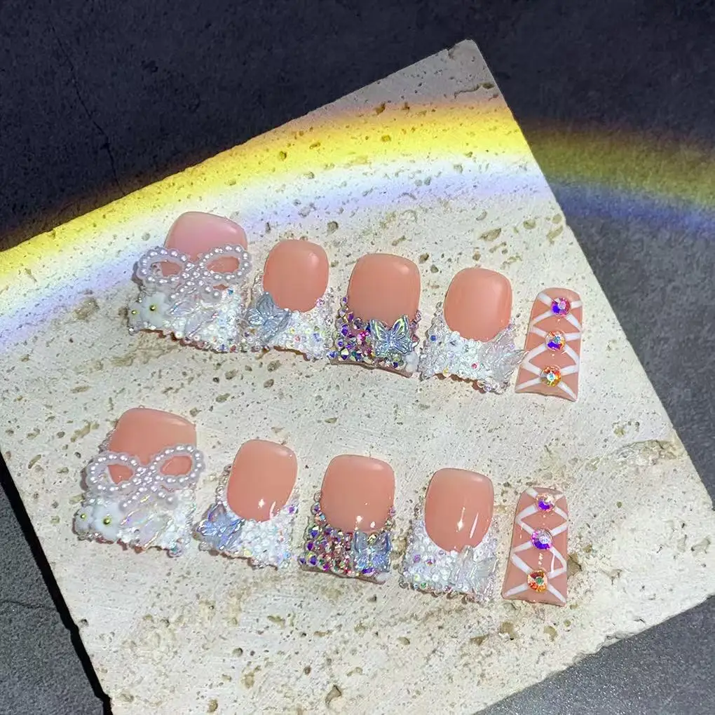 

10 шт., высококачественный лед, кристально чистый и бриллианты, блестящая труна ручной работы, французские кончики, накладные ногти