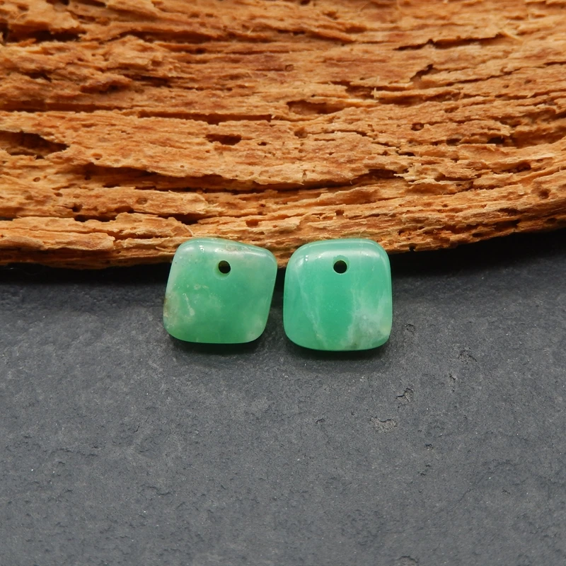 

2 шт. компоненты в форме подушки из натурального хризопраза — мягкий зеленый с отключением вен для