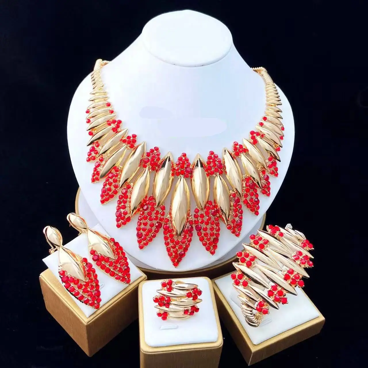 

Original Dubai 18K Gold Plated Jewelry Set Women Exquisite Italian Necklace Earrings Bracelet Ring Bridal Wedding Party Gifts
