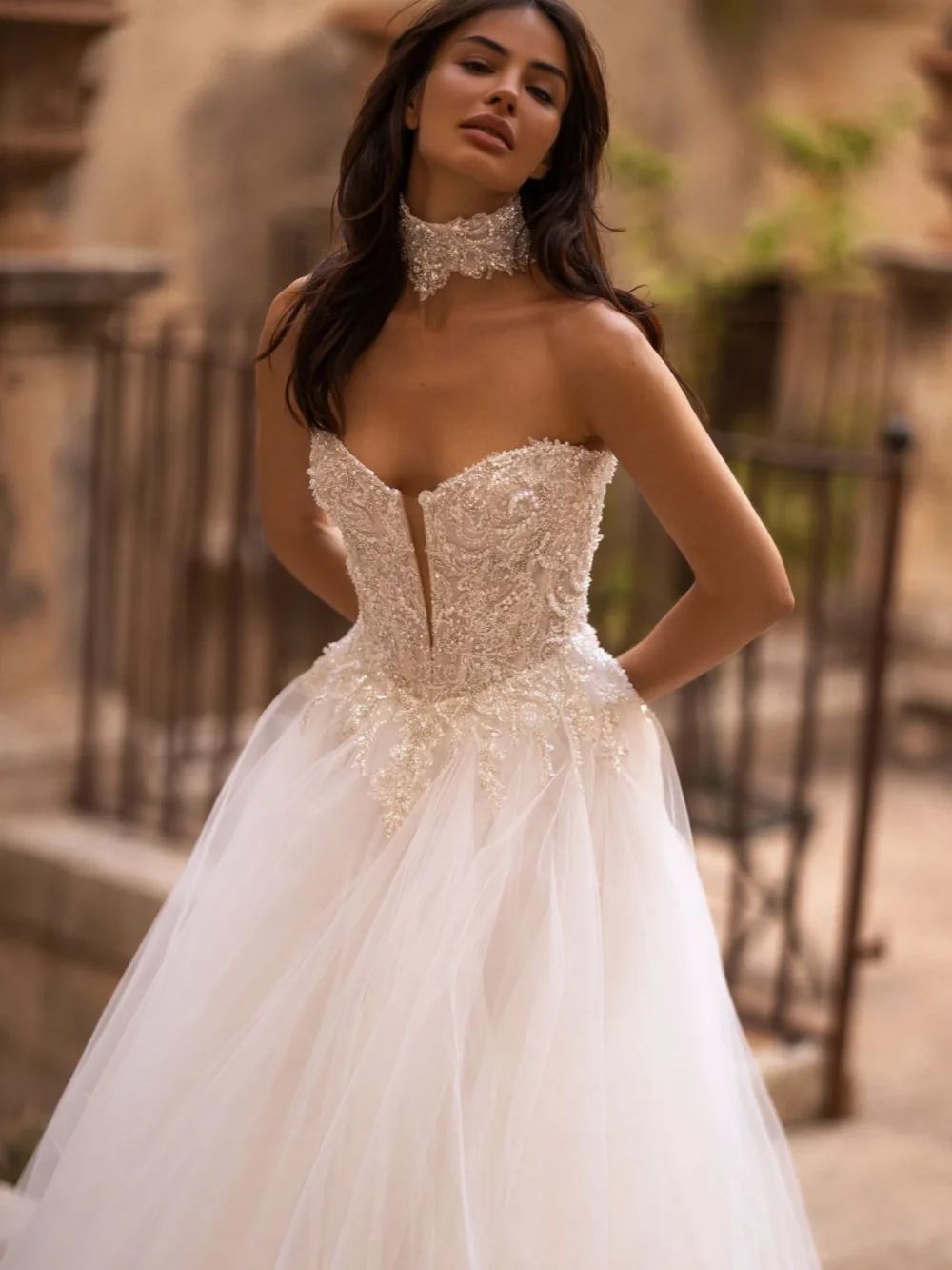 Abito da sposa senza maniche senza schienale Shinny paillettes perle abito da sposa elegante classico a-line abito da sposa lungo Robe De Mariée