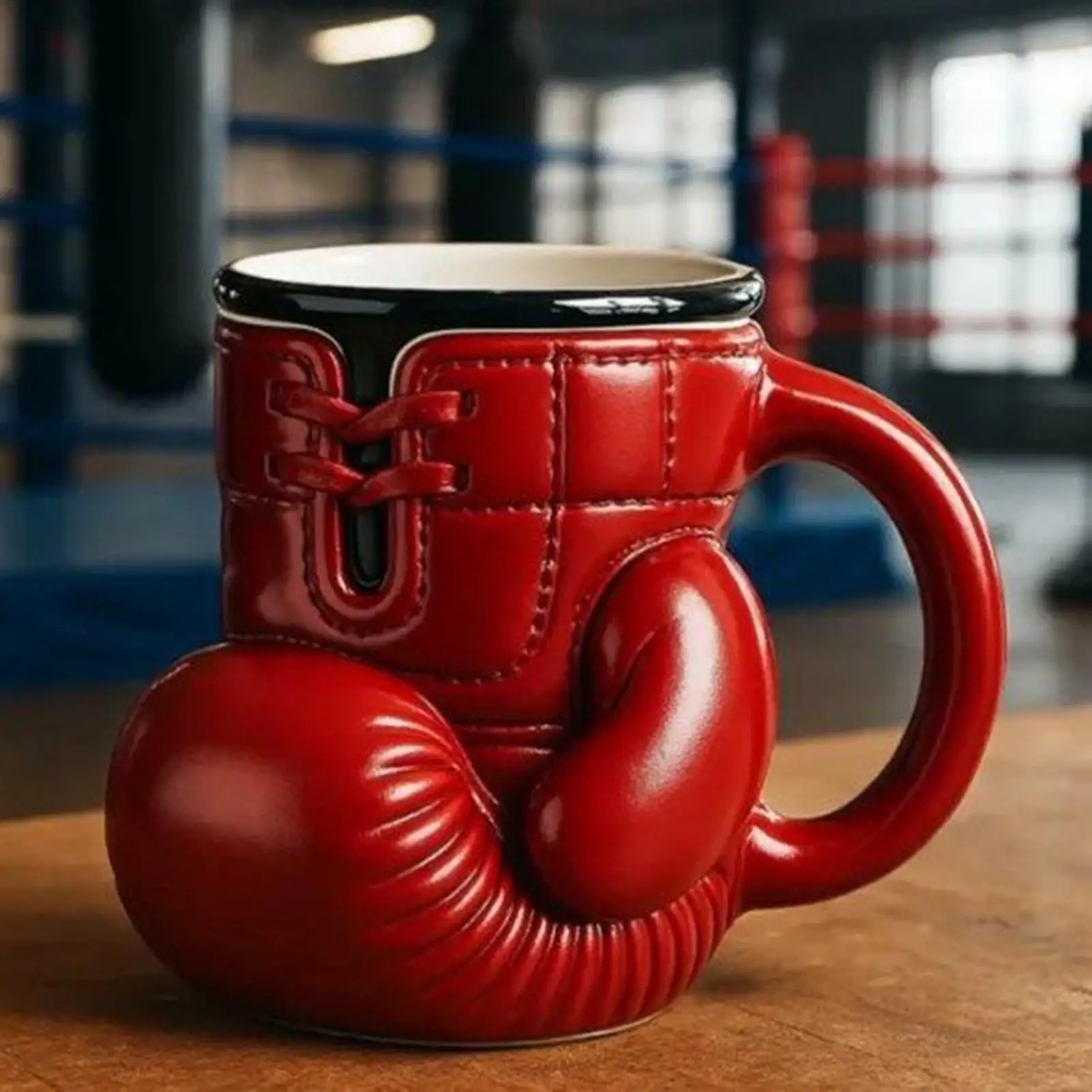 Small Boxing Glove Mug Novelty Drinking Cups Water Drinking Containers For Coffee Tea Beverage Multifunctional Resin Beer Cups