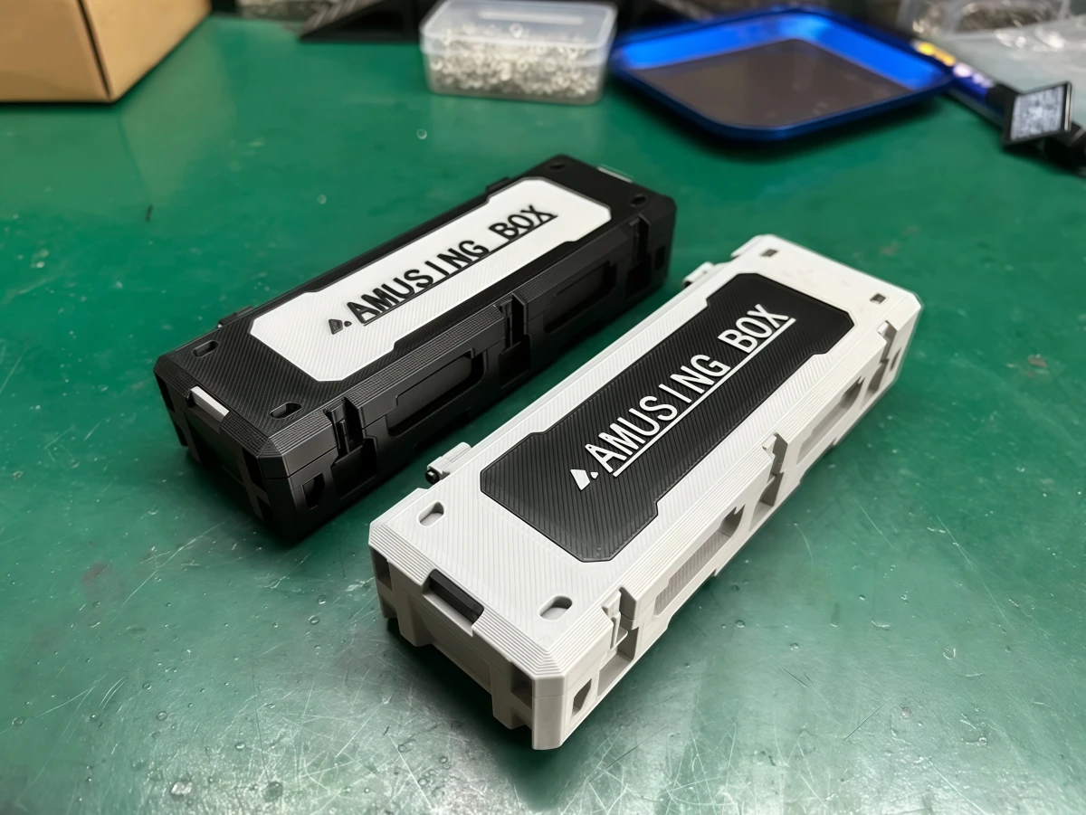 3D‑Printed Roof Luggage Box For 1/12 Mangniu MN82 MN82‑S LC79 RC Crawler Simulation Upgrade Parts