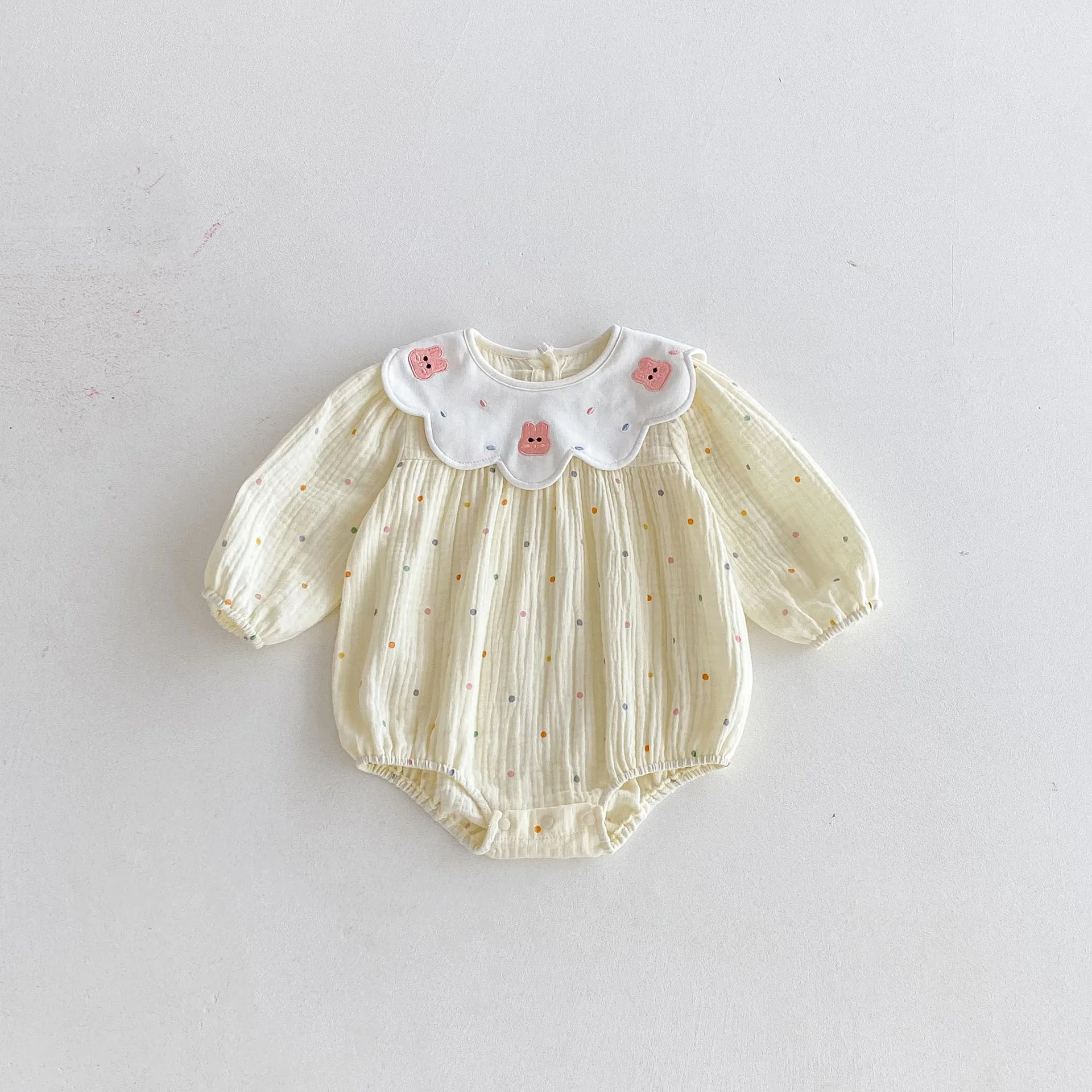 

2025 Autumn Cottagecore Baby Romper Skin-Friendly Muslin Cotton Polka Dot Rabbit Embroidery Scalloped Collar Diaper Cover 0-24M