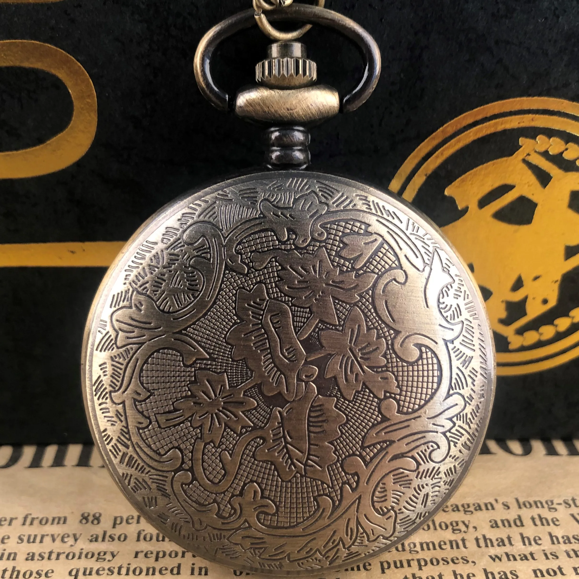 Vintage Quartz Pocket Watch Hollow Pinion Arabic Numeral Necklace Pendant Men Women Student Gifts Popular Clock Jewelry