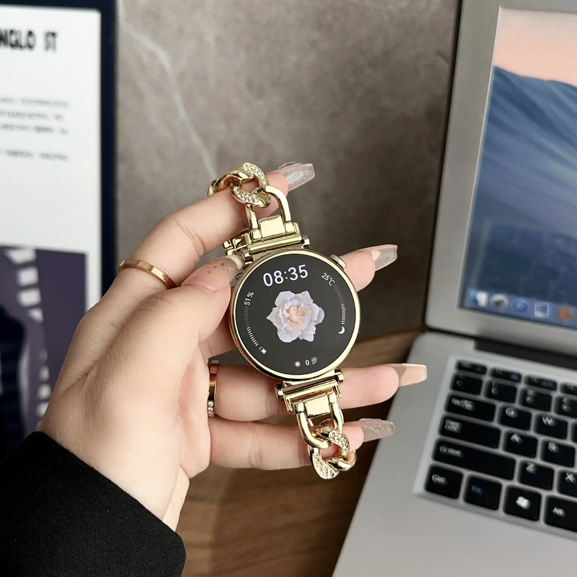 Sparkling Inlaid Rhinestone Exaggerated Metal Linked Strap Suitable for Huawei GT5 Samsung Watch 20 22mm Cold Wind Steel Strap