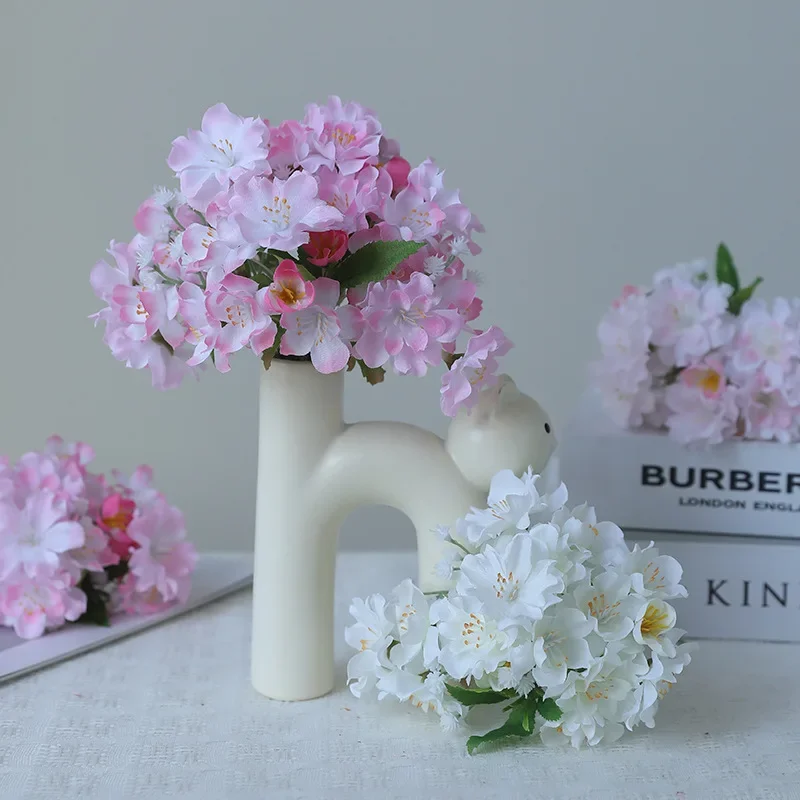 

5pcs Artificial Peach Blossom Branch Silk Fake Flowers Cafe Decor Simulation Cherry Bouquet White Flower Restaurant Decoration