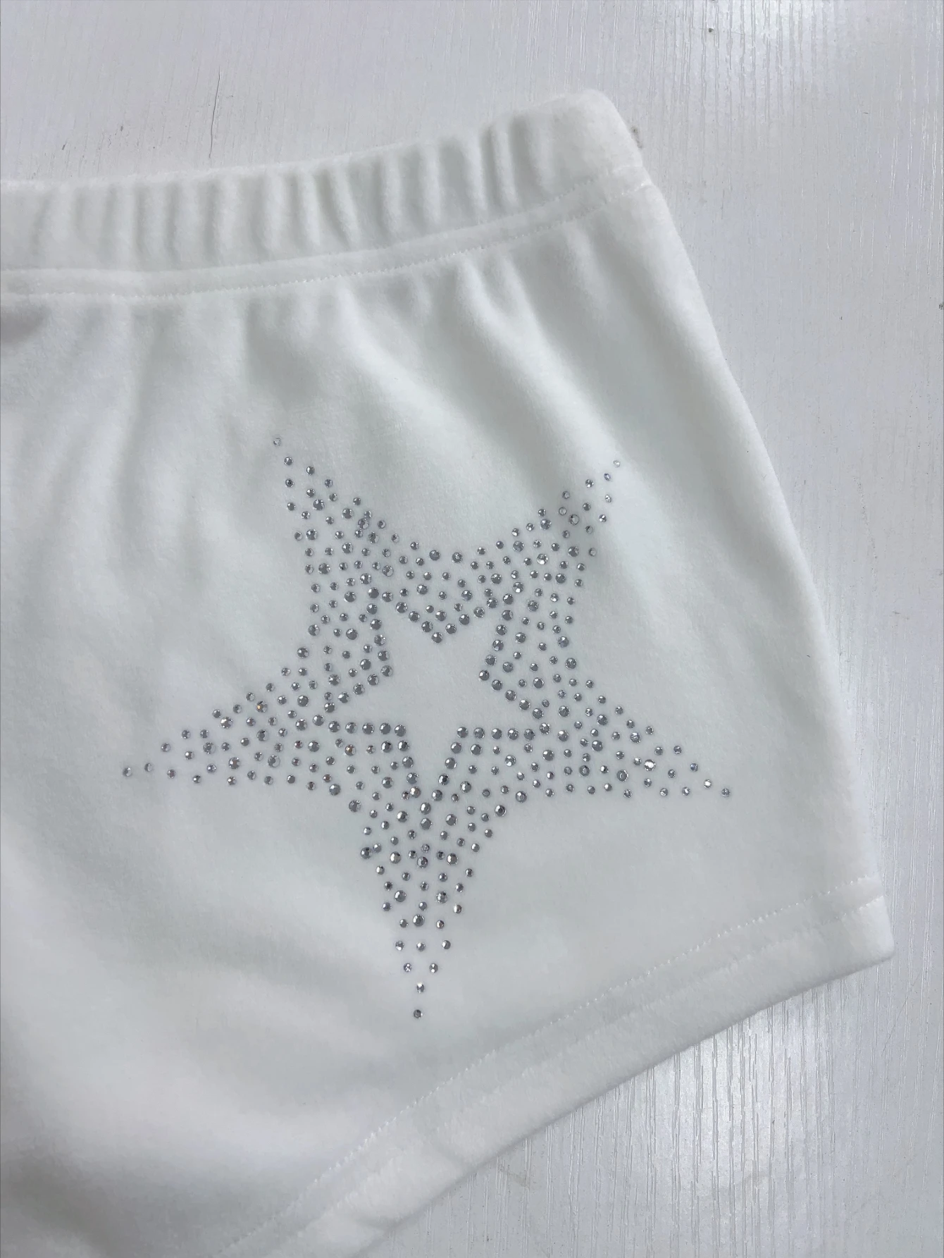 Damen Y2K Sommer Streetwear Gyaru Goth Strass-Stern Micro Coquette Acubi Shorts Tiefsitzende Kurze Hot Pants 2000er Alt-Kleidung – Detail 5