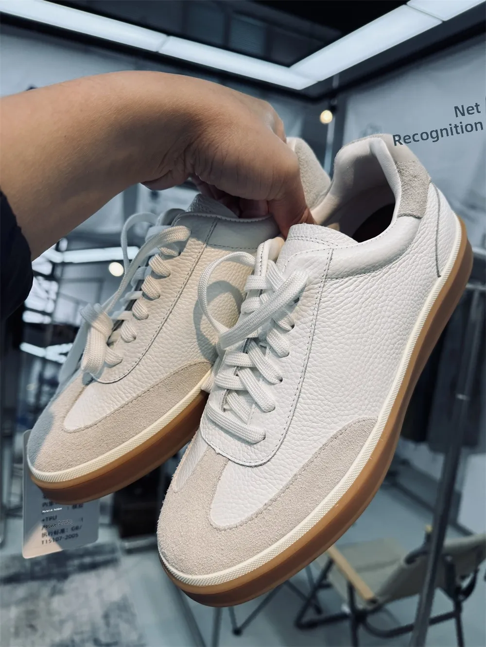 

Comfortable Top Layer Cowhide Men's Casual Shoes White Sneakers Dequn Style round Toe Low Heel Sport Leisure