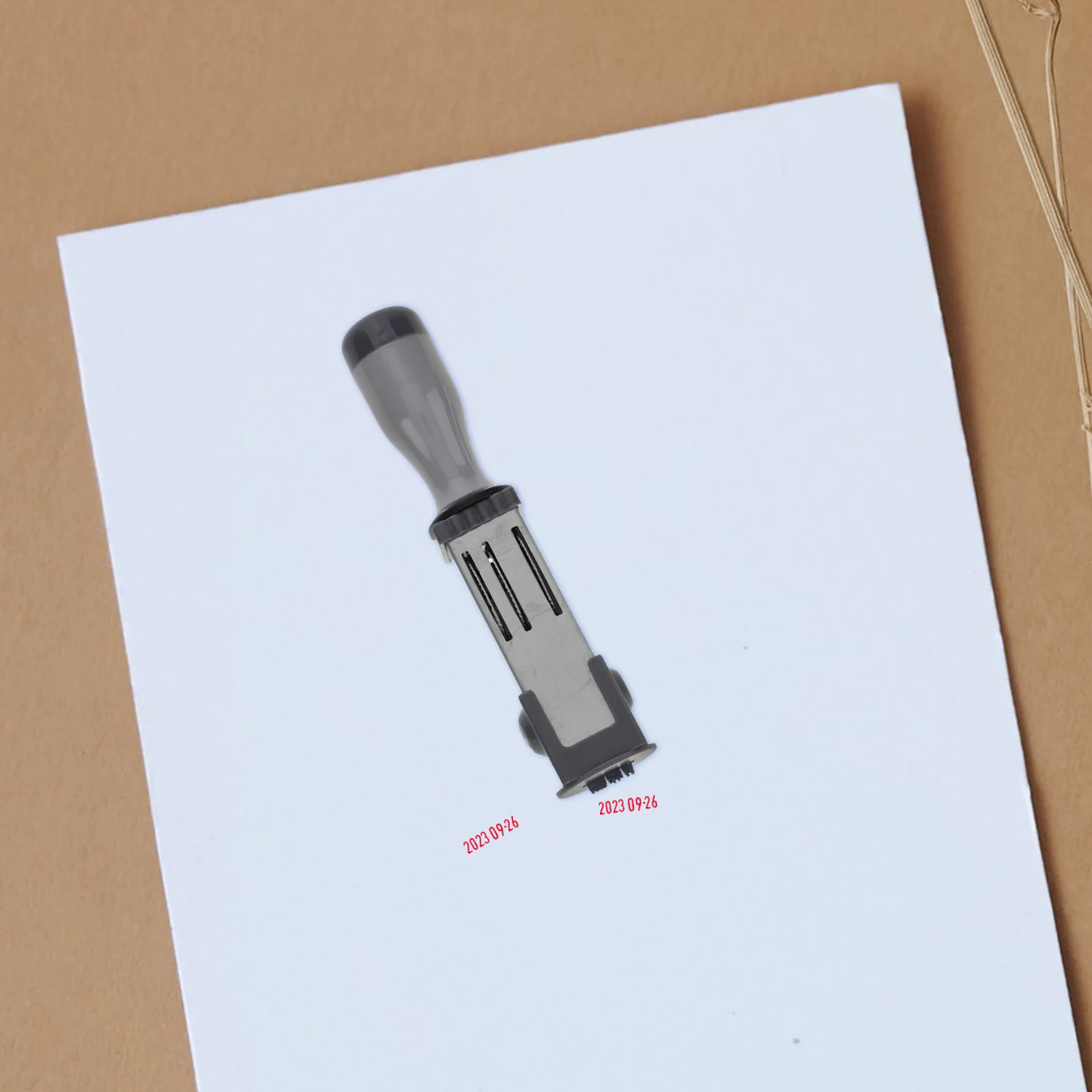 

Date Stamp Material 21mm Round Metal PP Handheld Office Supply Small Size Daily Use File Accessory Portable Date Stamper