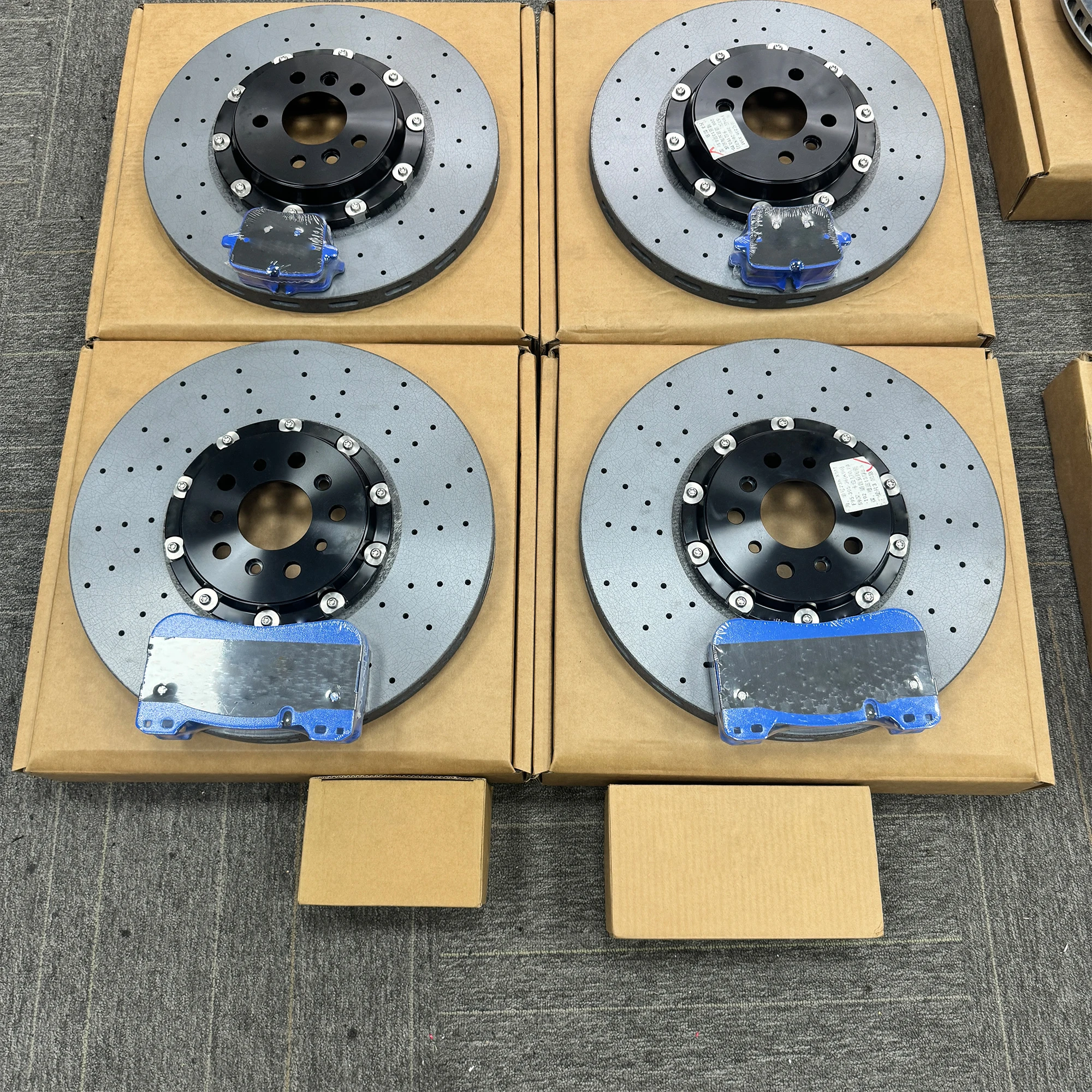 Auto Brake Disc Carbon Ceramic Brake Discs Compatible with 18 22 Inch Wheels for BMW M5 F90 OEM 34117991101 34117991102