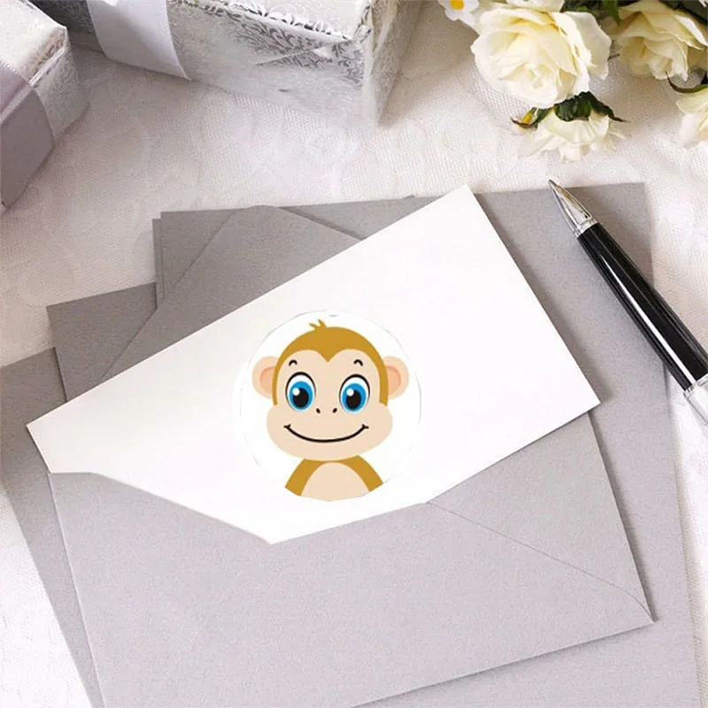 Stickers for Kids Animal Cartoon Pack Sticker Roll New Children's Stickers Rolling Lables Packaging Stickers Photocard Decor