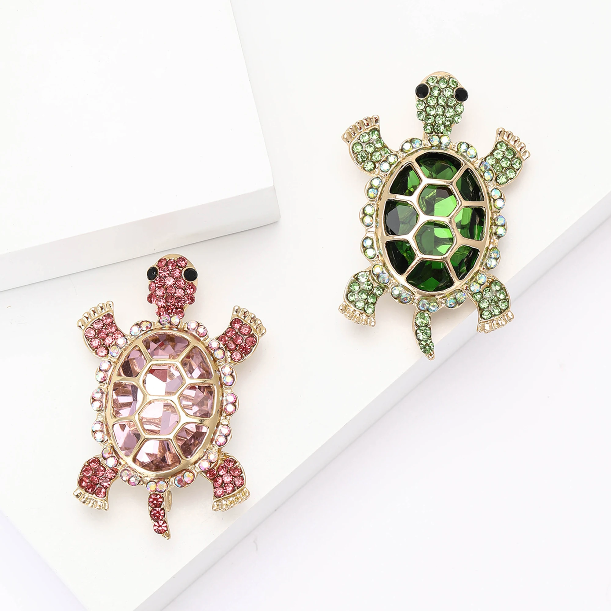 Lovely Rhinestone Turtle Brooches for Women Unisex Animal Pins 2-color Available Office Party Accessories Gifts