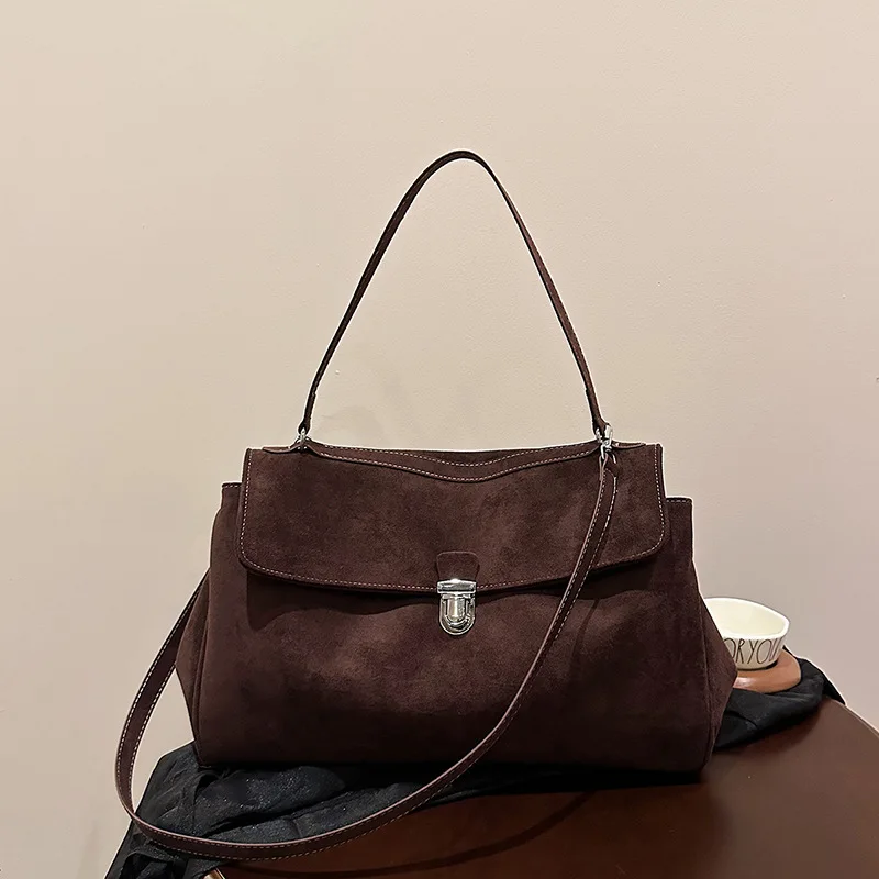 

Замшевая сумка в стиле преппи 2025 года, винтажная женская сумка подмышки, академическая сумка через плечо, минималистичная сумка «день-ночь», текстурированная