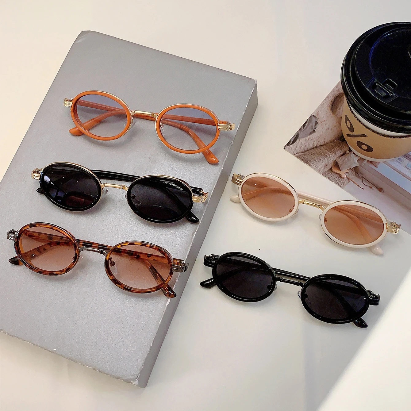 KAMMPT Vintage Oval Trends Shades Ladies Fashion Brand Decor Sunglasses New in Women Leopard Sun Glasses for Beach Travelling