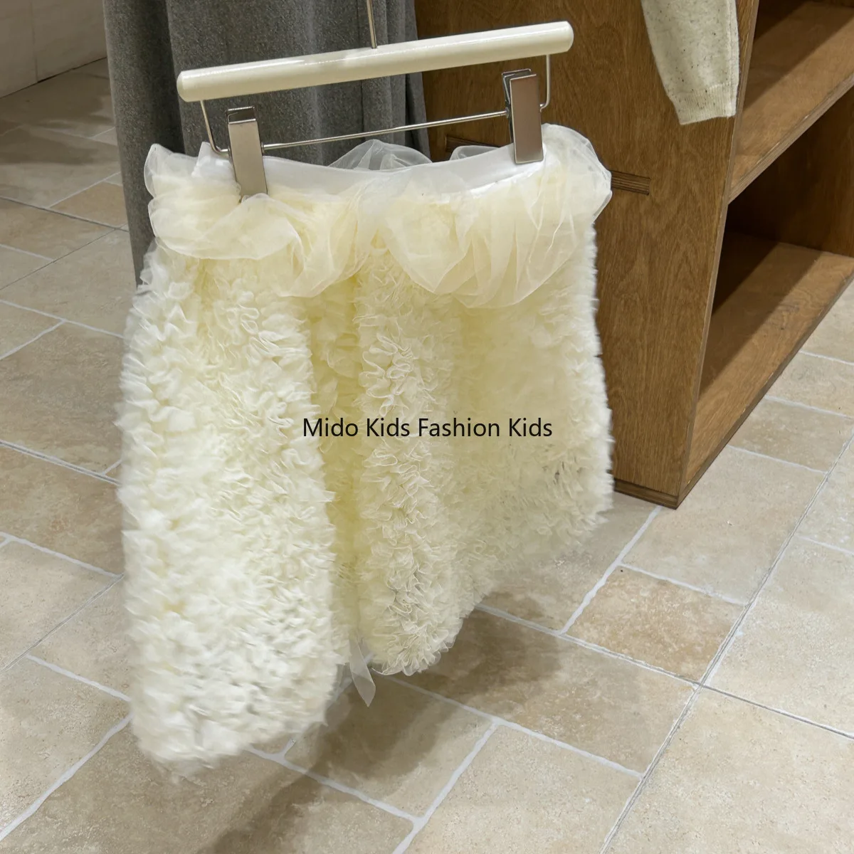 2025 خريف شتاء جديد المخملية بطانة مزاجه زهرة الدانتيل نصف الجسم تنورة الفتيات المألوف مائة مع تنورة الأميرة #1