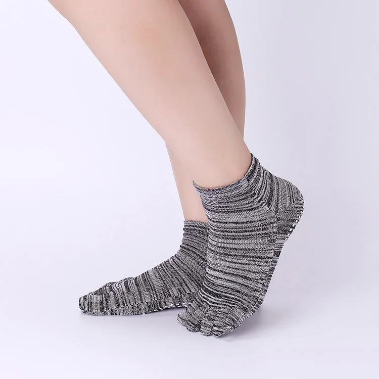 Antypoślizgowe skarpety do jogi z przegródkami na palce, oddychające, dla kobiet i mężczyzn, do pilatesu i ćwiczeń, skarpety antypoślizgowe do barre i ćwiczeń.