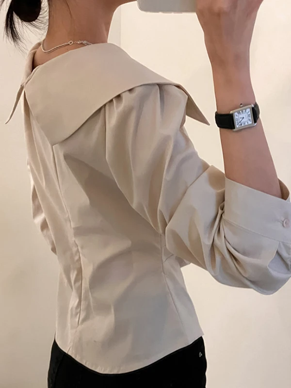 Długa sukienka damska Ele Unique, dekolt w serek, krzyżowana talia, styl koreański, do pracy, jednolity kolor, detale z guzikami.