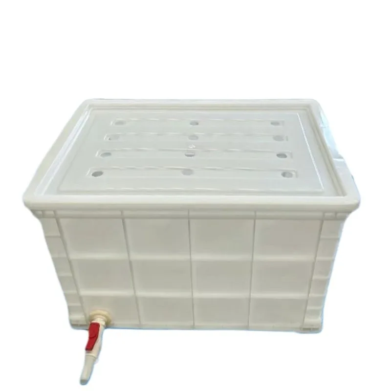 Plastic box plus water valve Aquaculture with drainage Plastic plastic box Special box for fish farming